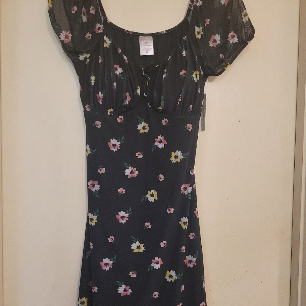 Brand new black floral No Boundaries dress, size M 7-9, cute and flirty